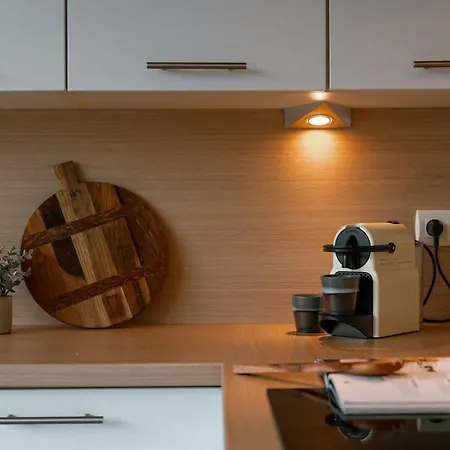 Huswell - Beautiful In The Heart Of Apartamento